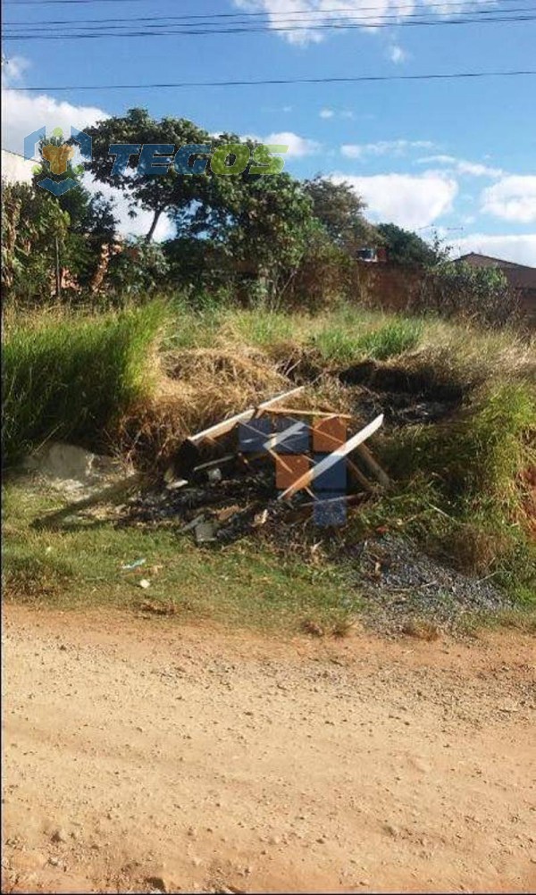 Terreno à venda, 360 m²  - São Francisco - Esmeraldas/MG Foto 1