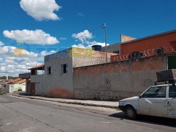 Excente casa areja e bem localizada , faça uma visita ! Foto 23