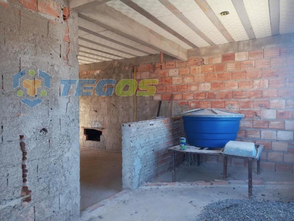 Duas casas e duas lojas à venda por R$ 190.000,00 Foto 25