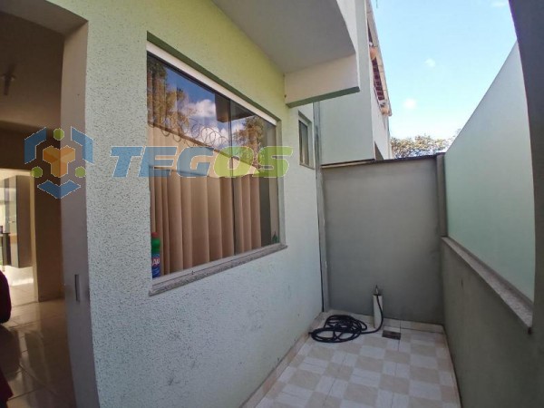 Casa duplex com 02 dormitórios à venda por R$ 150.000,00 Foto 4