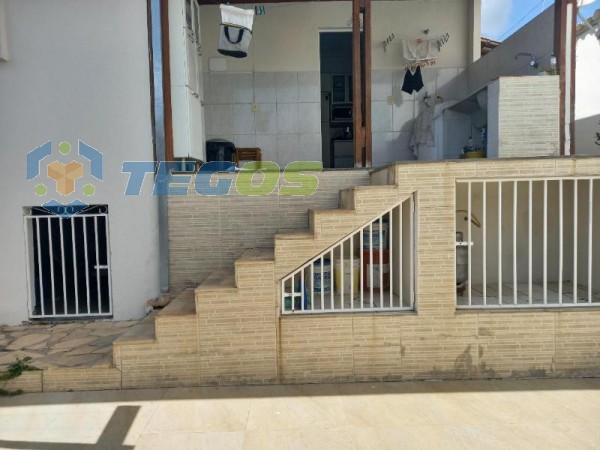 Casa com piscina e 03 dormitórios à venda por R$ 750.000,00 no Veneza Foto 12