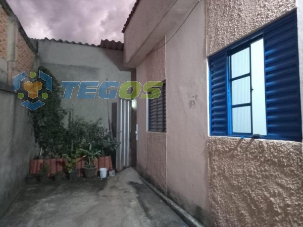 Casa com 2 quartos à venda por R$ 110.000,00 Foto 1