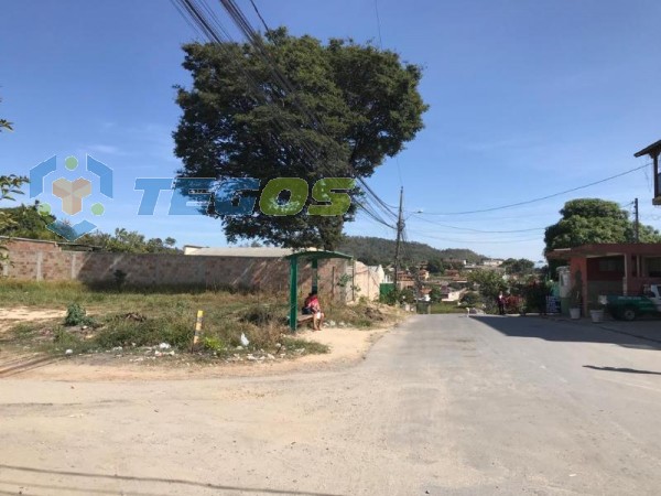 Lote  no bairro tijuco de esquina com excelente localização Foto 1