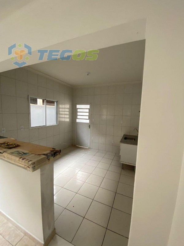 Casa de 70m² à venda por R$150.000,00 Foto 3