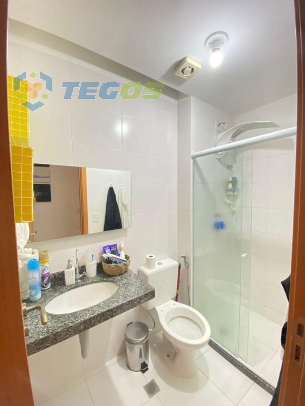 Apartamento com excelente planta - 2 Qtos, Suíte - ( 100 metros da praia de Itaparica ) Foto 8