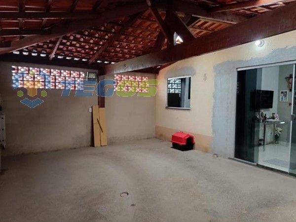 Linda Casa no Bairro São Pedro, em Esmeraldas Foto 1