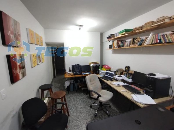 Sala Comercial á venda com 30 m², Edifício Chambord em Vitória/ES Foto 3