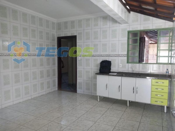 Excelente casa otima localização no bairro CONJUNTO HERINQUE SAPORI Foto 9