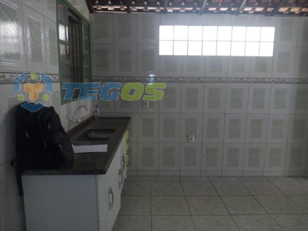 Excelente casa otima localização no bairro CONJUNTO HERINQUE SAPORI Foto 10