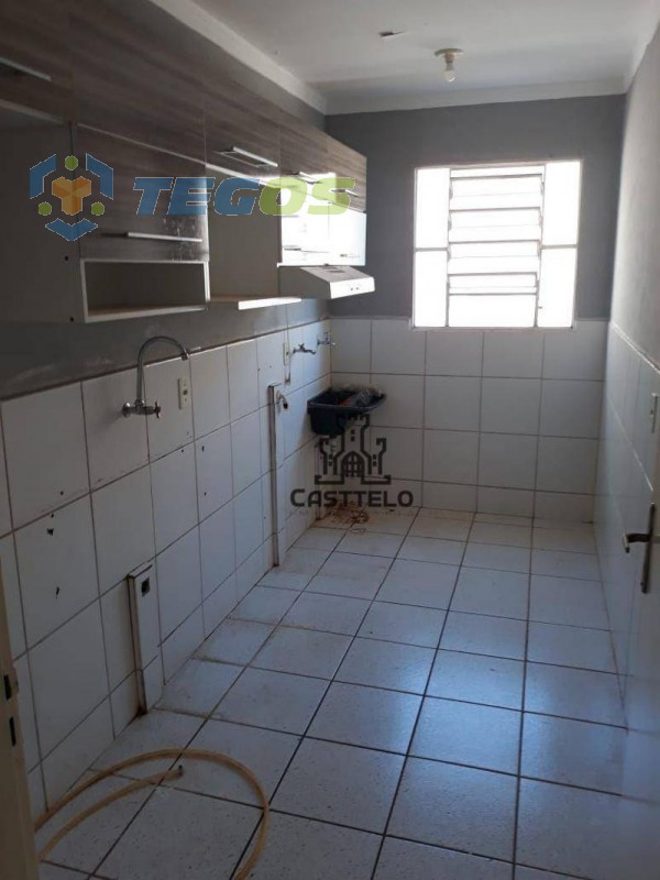 Apartamento à venda, 51 m² por R$ 95.000 - Jardim Itapoá - Londrina/PR Foto 2