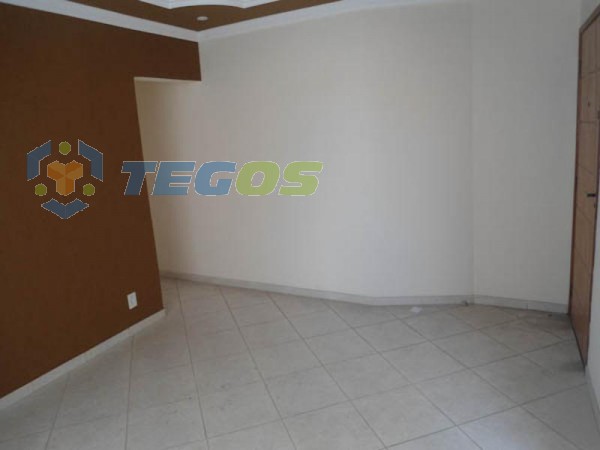 Apartamento localizado em Monte Castelo. 2 quartos, 1 banheiros e 0 vagas. Foto 3