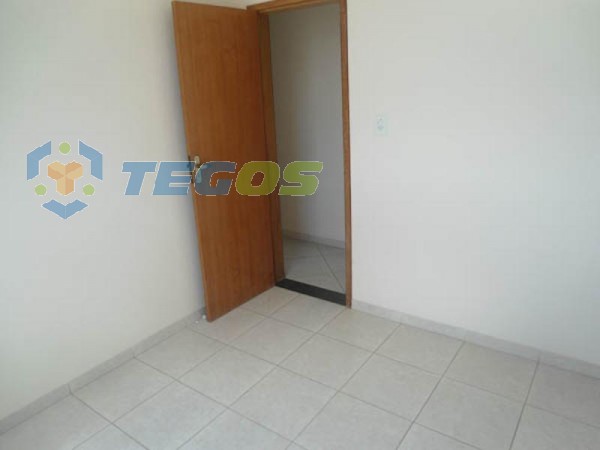 Apartamento localizado em Monte Castelo. 2 quartos, 1 banheiros e 0 vagas. Foto 9