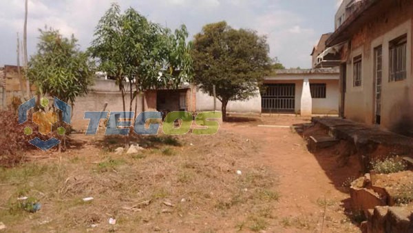 Lote localizado em Retiro. 0 quartos, 0 banheiros e 0 vagas. Foto 2