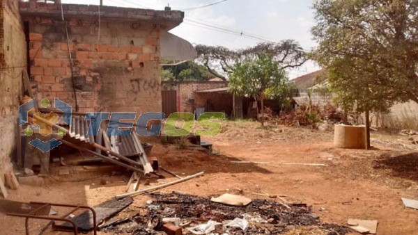 Lote localizado em Retiro. 0 quartos, 0 banheiros e 0 vagas. Foto 6