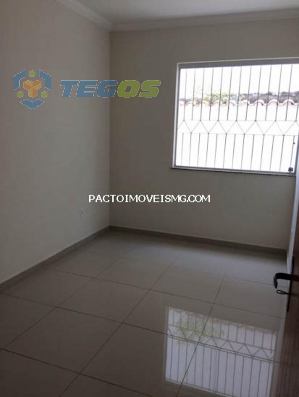 Apartamento com área privativa localizado em Céu Azul. 2 quartos, 1 banheiros e 1 vagas. Foto 3