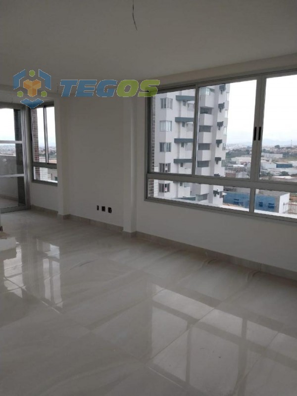 Apartamento com 99m2 03 quartos,02 Banho social, elevador e 5 vagas. Foto 8