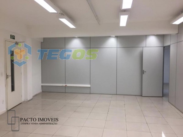 Excelente conjunto de salas comerciais medindo 680m2 cada andar Foto 10