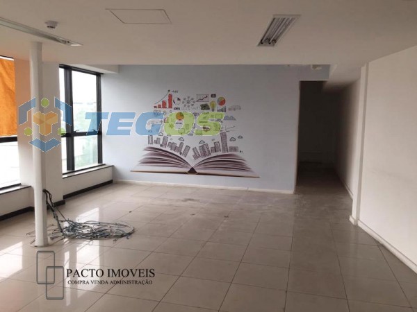 Excelente conjunto de salas comerciais medindo 680m2 cada andar Foto 16