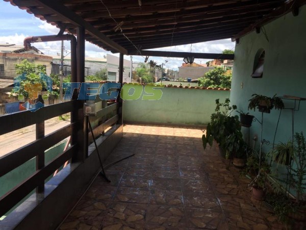 Vende-se 03 casas e 02 barracões com +-1200m2 no Água Branca em Contagem. Foto 16