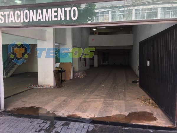 Loja localizado em Prado com área útil 700.00 m². Foto 14