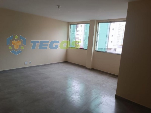 SALA COM 34m² - 5º ANDAR Foto 2