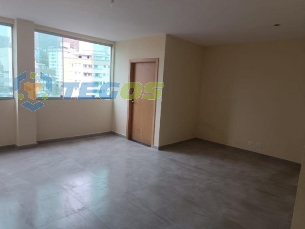 SALA COM 34m² - 5º ANDAR Foto 3