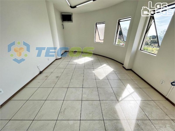 SALA COMERCIAL COM 30m² Foto 4