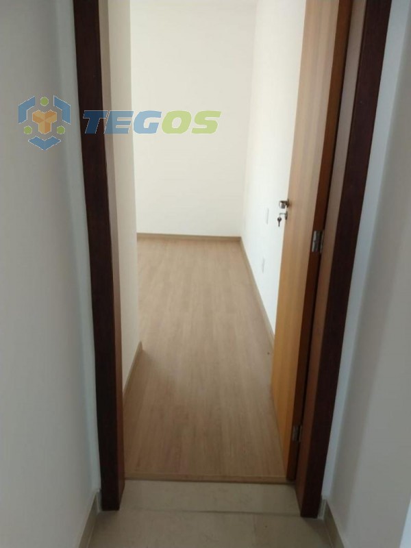 Apartamento com 93m2 03 quartos com suíte, aquecedor solar, elevador e 2 vagas. Foto 5