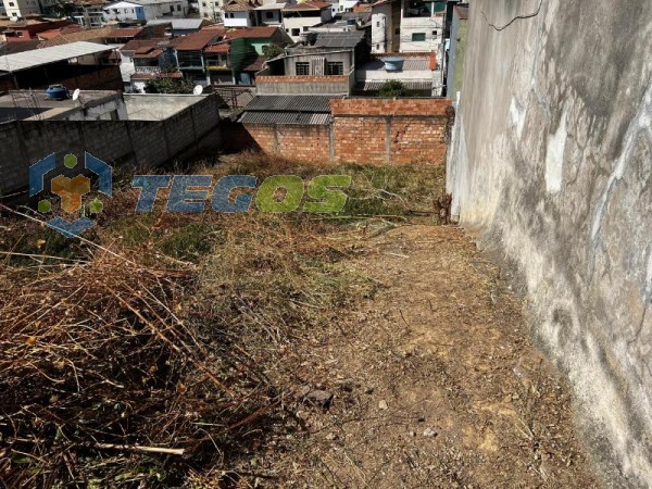 Lote com 420m² Foto 3