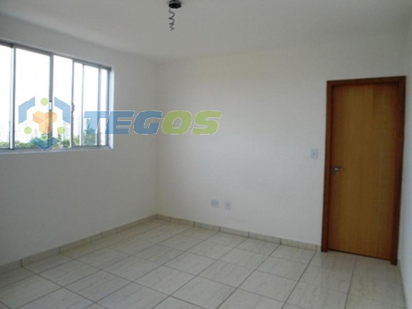 Apartamento localizado em Jardim Paquetá. 2 quartos (1 suítes), 2 banheiros e 2 vagas. Foto 1