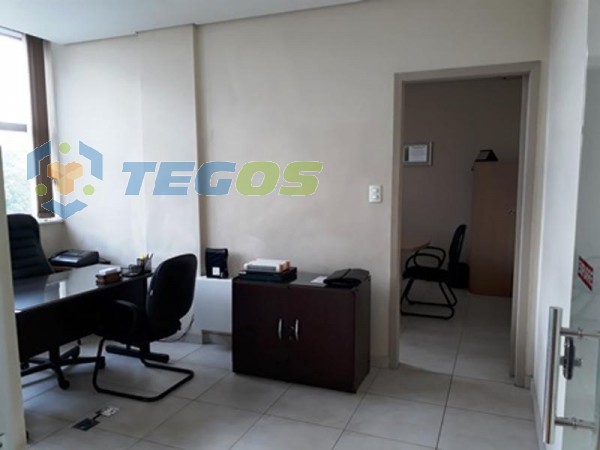 Sala localizado em Santo Agostinho com área útil 40.83 m². Foto 5