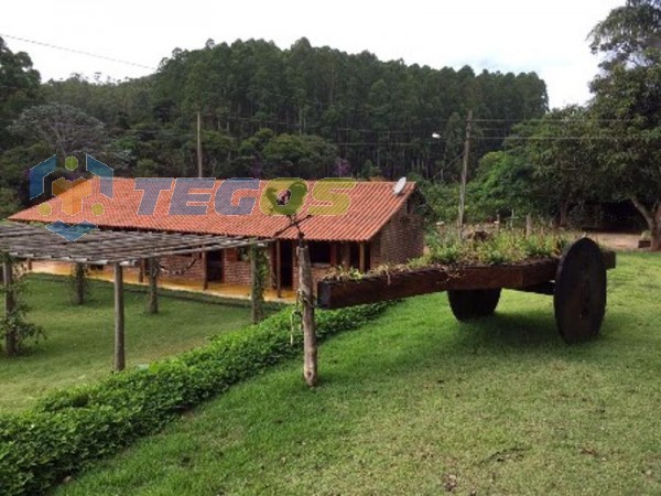 Fazenda localizado em Centro. 4 quartos (4 suítes), 3 banheiros e 10 vagas. Foto 10