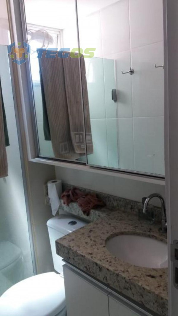 Apartamento localizado em Conjunto Califórnia. 3 quartos (1 suítes), 2 banheiros e 2 vagas. Foto 5