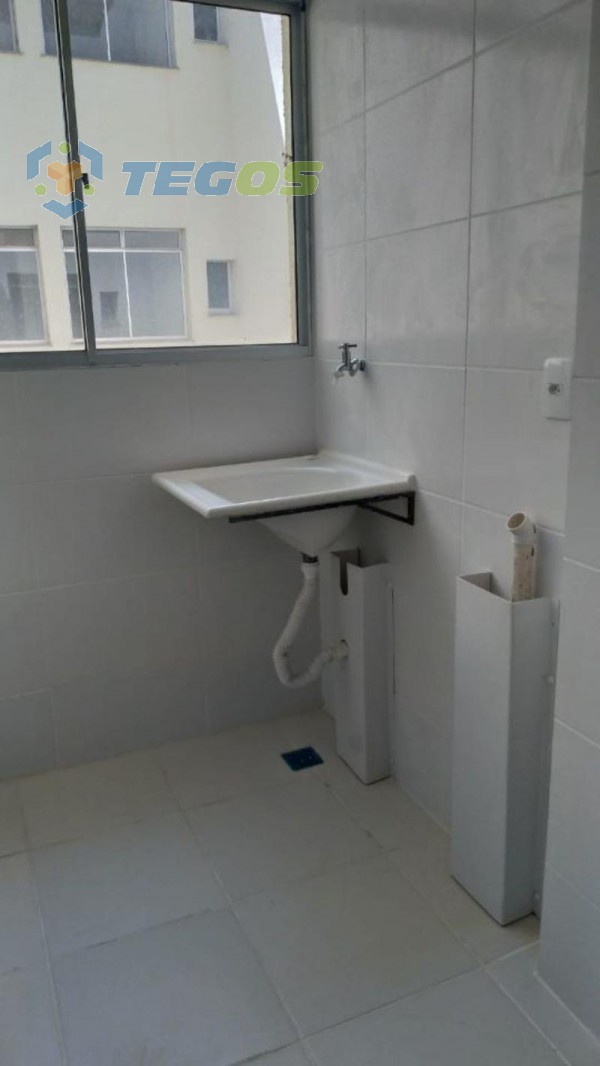 Apartamento localizado em Centro. 2 quartos, 1 banheiros e 1 vagas. Foto 2