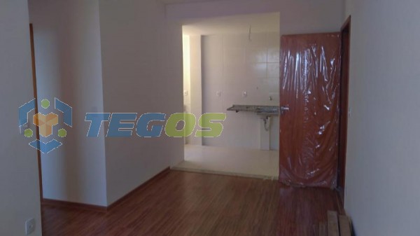 Apartamento localizado em Centro. 2 quartos, 1 banheiros e 1 vagas. Foto 9