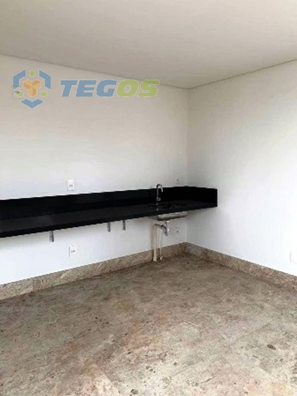 Apartamento com área privativa localizado em Anchieta. 4 quartos (2 suítes), 4 banheiros e 4 vagas. Foto 3