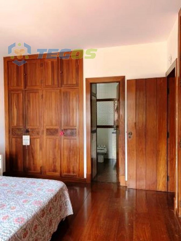 Casa localizado em São Bento. 4 quartos (2 suítes), 4 banheiros e 6 vagas. Foto 9