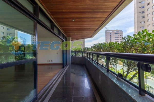 LUXO 330M2 PROX MINAS II Foto 12