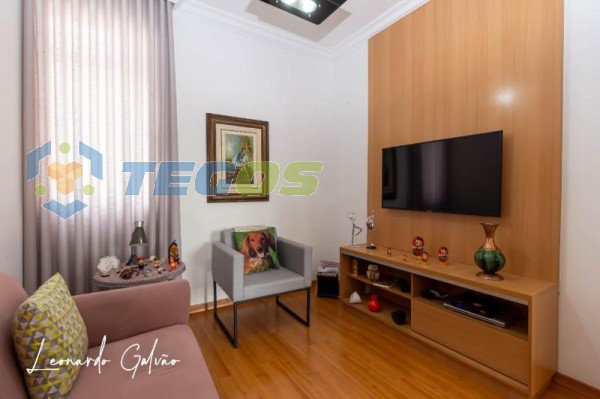 Apartamento localizado em Santa Lúcia. 3 quartos (1 suítes), 2 banheiros e 1 vagas. Foto 6