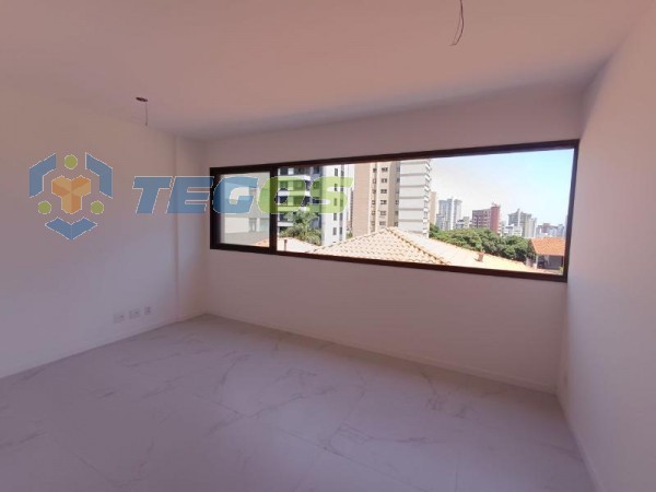 Apartamento localizado em Serra. 3 quartos (1 suítes), 3 banheiros e 2 vagas. Foto 2