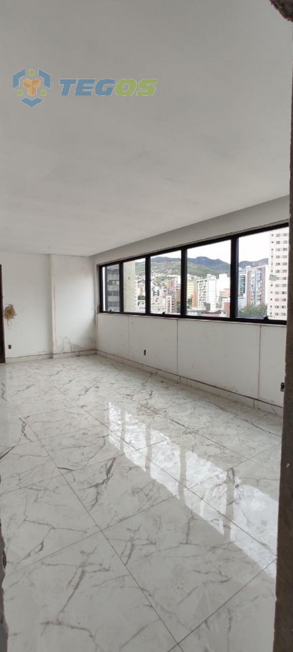 Apartamento localizado em São Pedro. 2 quartos (2 suítes), 0 banheiros e 2 vagas. Foto 2