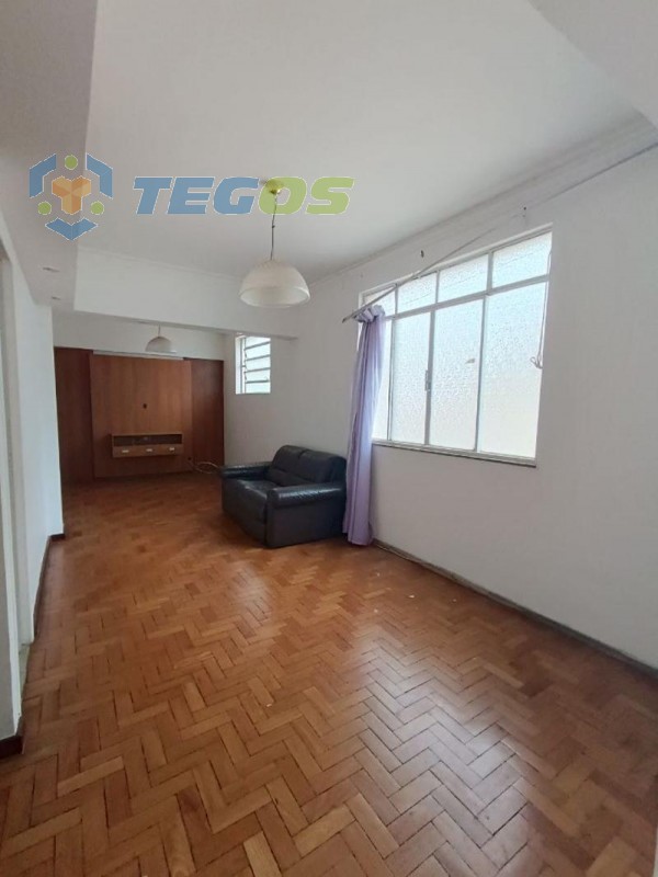 Apartamento localizado em Lourdes. 3 quartos (1 suítes), 3 banheiros e 1 vagas. Foto 2