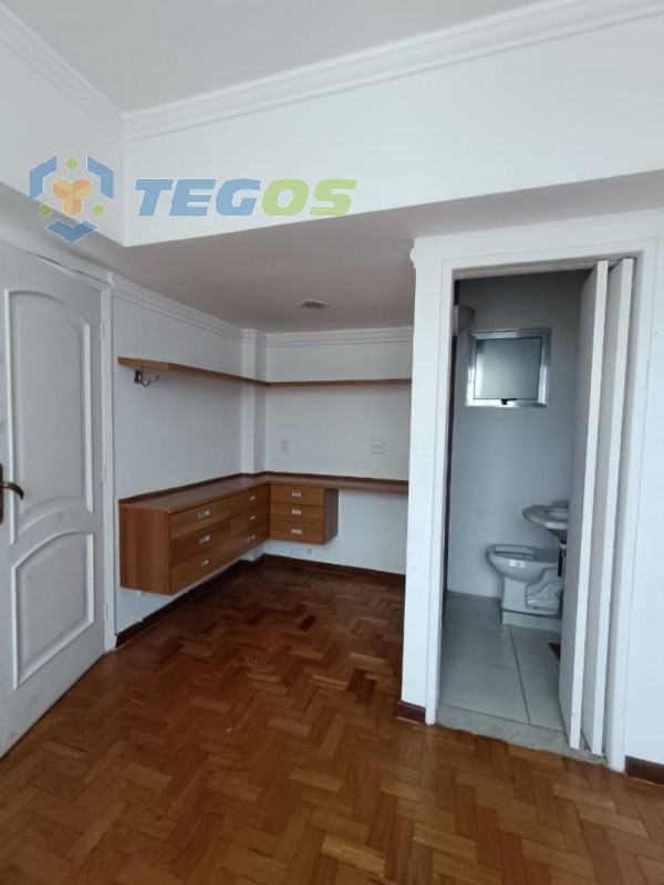 Apartamento localizado em Lourdes. 3 quartos (1 suítes), 3 banheiros e 1 vagas. Foto 3