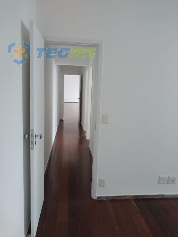 Apartamento localizado em Santo Agostinho. 4 quartos (1 suítes), 3 banheiros e 2 vagas. Foto 12