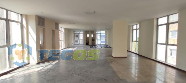 Conjunto de Salas localizado em Lourdes com área útil 106.00 m². Foto 1