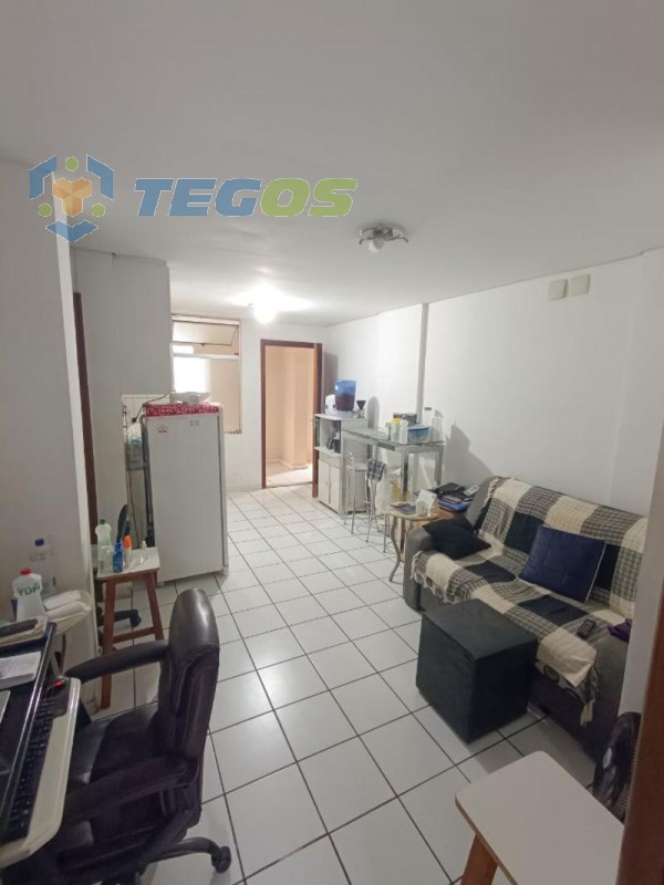 Apartamento localizado em Centro. 2 quartos, 1 banheiros e 0 vagas. Foto 2