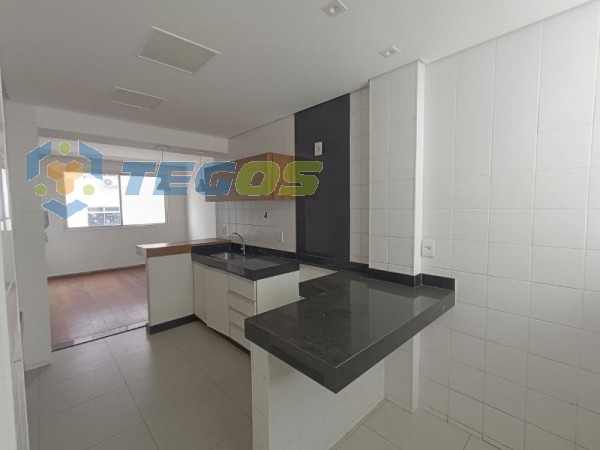 Apartamento localizado em Santo Antônio. 4 quartos (1 suítes), 3 banheiros e 2 vagas. Foto 3