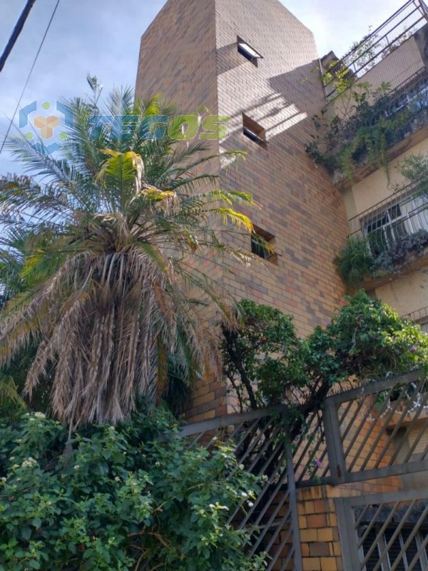 Apartamento localizado em Santo Antônio. 5 quartos (1 suítes), 3 banheiros e 2 vagas. Foto 1