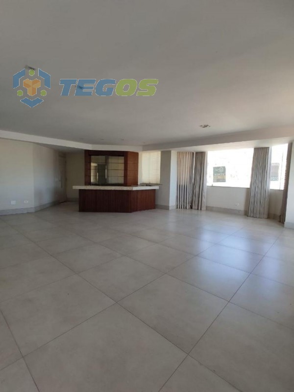 Apartamento localizado em Santa Lúcia. 4 quartos (1 suítes), 3 banheiros e 2 vagas. Foto 3