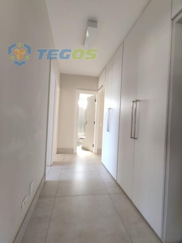 Apartamento localizado em Santa Lúcia. 4 quartos (1 suítes), 3 banheiros e 2 vagas. Foto 7